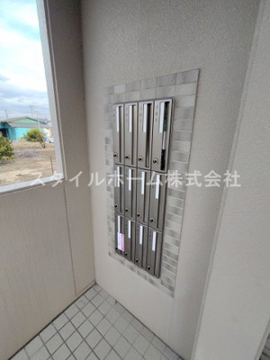 【その他】 | メルヴェーユ | 別部屋写真です。