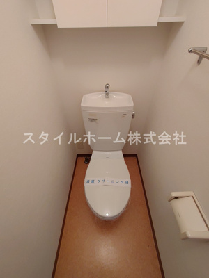 【トイレ】 | メルヴェーユ | 別部屋写真です。