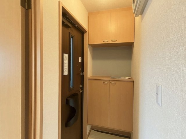 サンライフ広面102の玄関