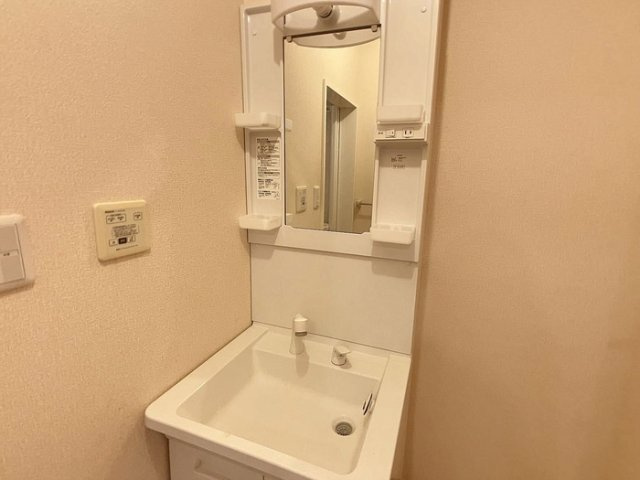 サンライフ広面102の洗面所