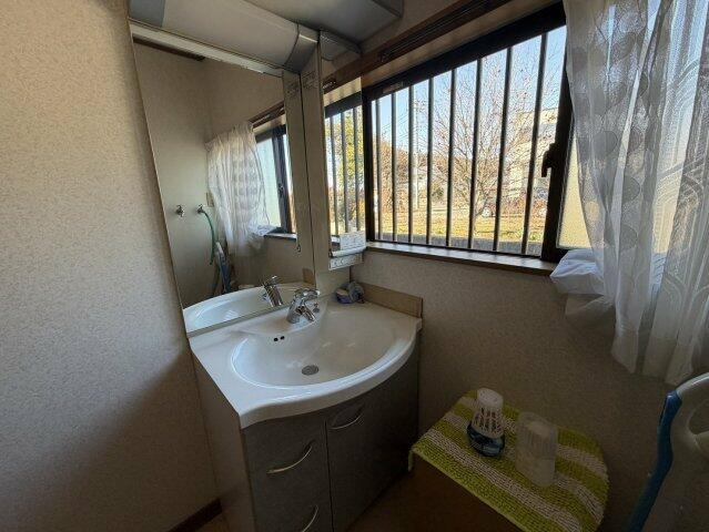 宇都宮市今里町　646.00㎡　売地の独立洗面台|独立洗面化粧台が付いています