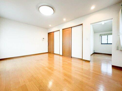 宇都宮市下岡本町　2ＳＬDＫ　中古住宅の居間・リビング