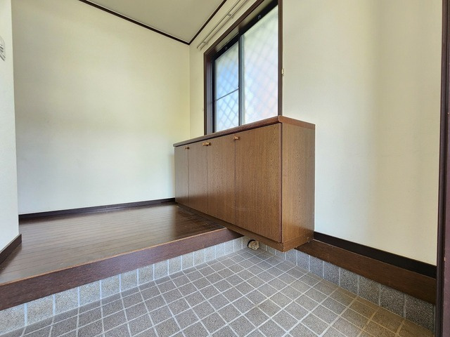 長井邸の玄関