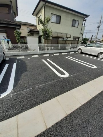 ルミナーレ　Ⅱの駐車場
