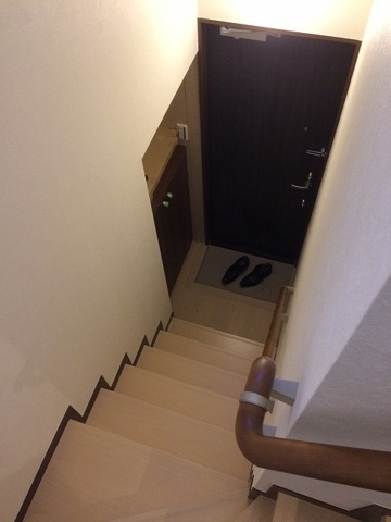 パールハイム経堂の玄関