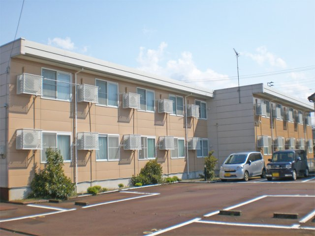 レオパレスパークサイドガーデンの外観