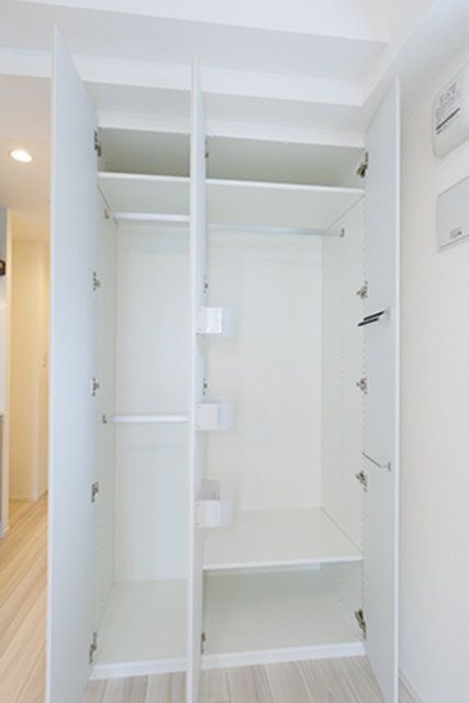 ＧＬＡＣＩＥＲ神保町（グラシアジンボウチョウ）の収納|※写真は同タイプ住戸です。