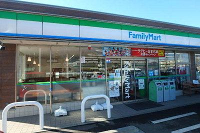 ファミリーマート藤沢船地蔵店まで180ｍ