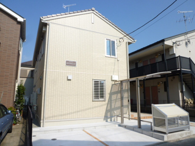 敷地内駐車場　（軽自動車限定。サイズ、空き要確認）