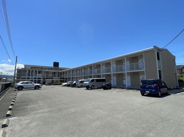 レオパレスウエストヒルズ