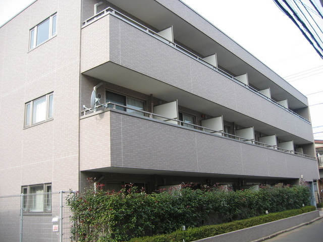 スリーブライト川口幸町のエントランス|2013/12撮影