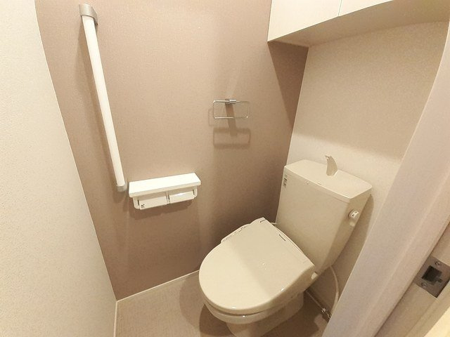 サニー　Ⅵのトイレ|落ち着いたトイレです
