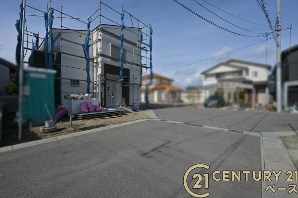 香芝市鎌田 ３号地 ／一戸建の前面道路含む現地写真|■現地撮影写真■広々とした開放感ある前面道路です！