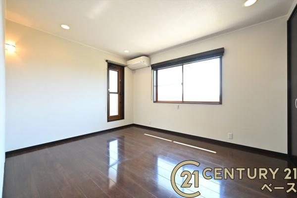 橿原市田中町　一戸建の洋室