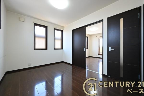 橿原市田中町　一戸建の洋室