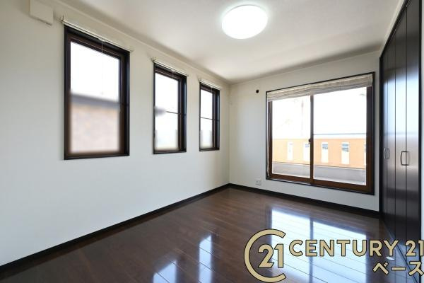 橿原市田中町　一戸建の洋室