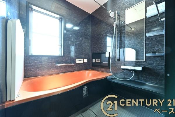 橿原市田中町　一戸建の浴室