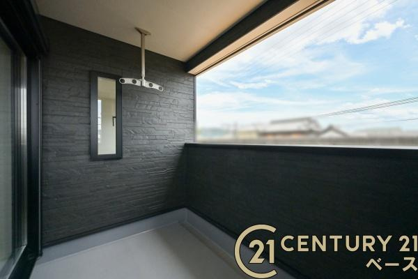 クレイドルガーデン杉本町 ４号棟 ／新築一戸建のバルコニー|■現地撮影写真■ゆったりとしたインナーバルコニー・急な雨でも安心です！