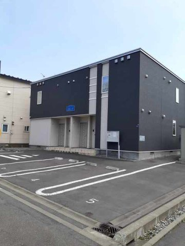 Ｆｒｉｅｄｅ（フリーデ）の駐車場