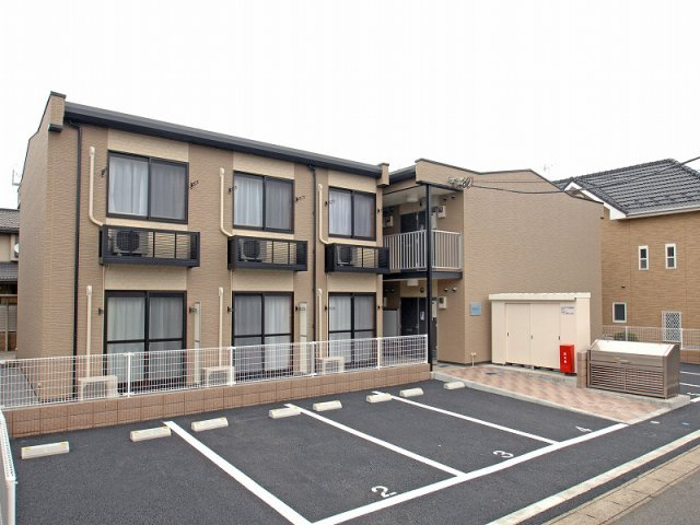 レオパレス池の辺ティエスの外観