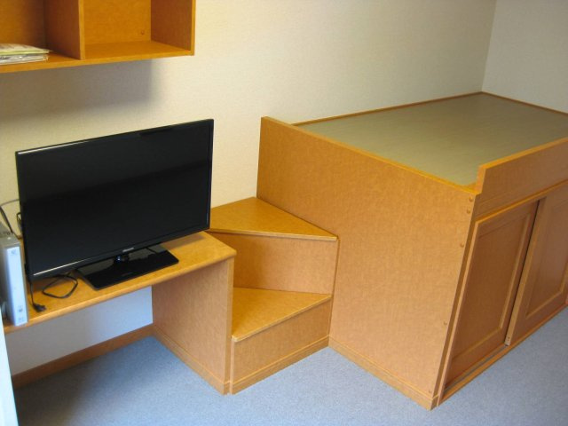 レオパレス大和田の居間・リビング