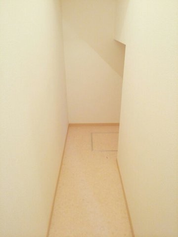 クレインフィールドのその他