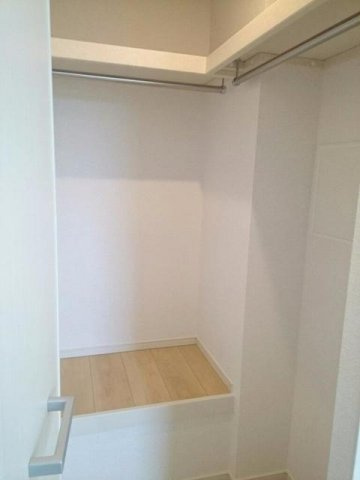 クレイトン　サンシャインの収納