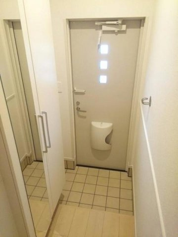 クレイトン　サンシャインの玄関