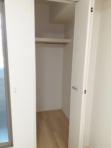 メゾネット　サンクの収納