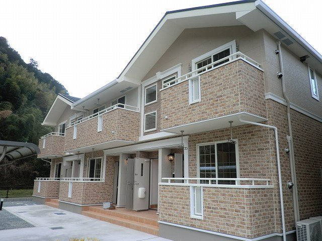 メゾン　エメラルド　Ｂ