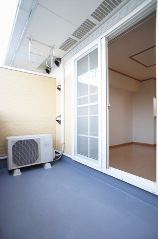 ハッピー・ヴァレー・レジデンスのバルコニー