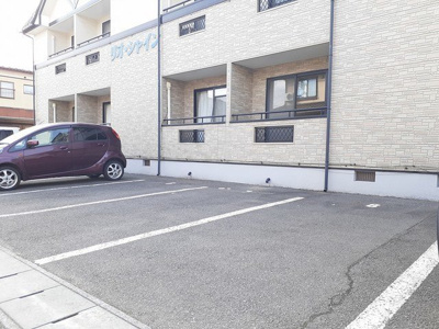 【駐車場】 | リオ・シャイン