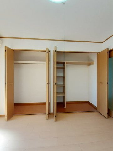レルベ保田窪の収納