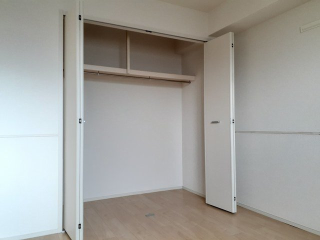 シャルール　メゾン　Ⅱの収納
