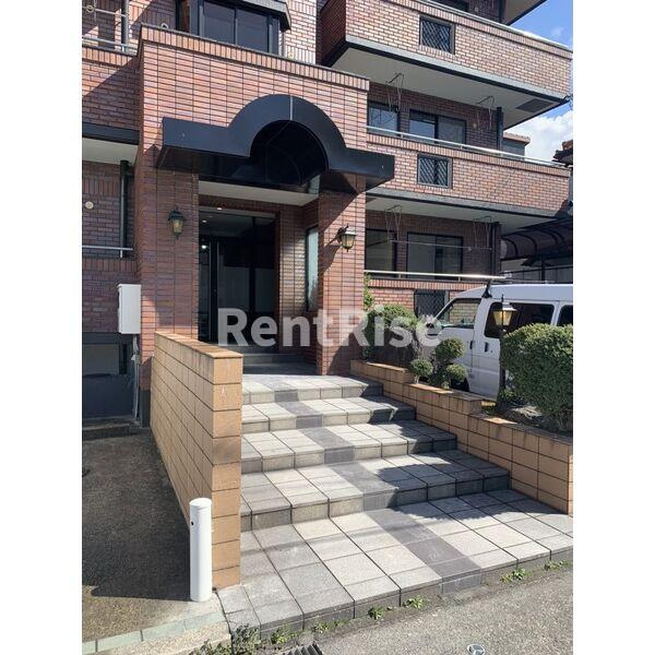 アートメゾンのエントランス