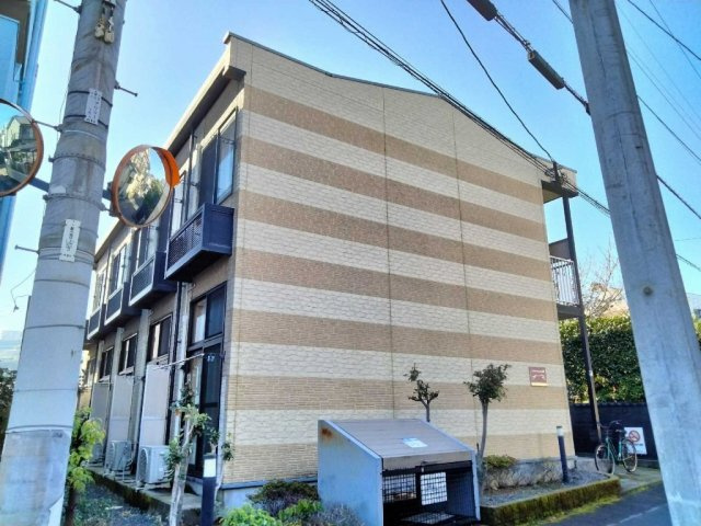 レオパレス大学通りの外観