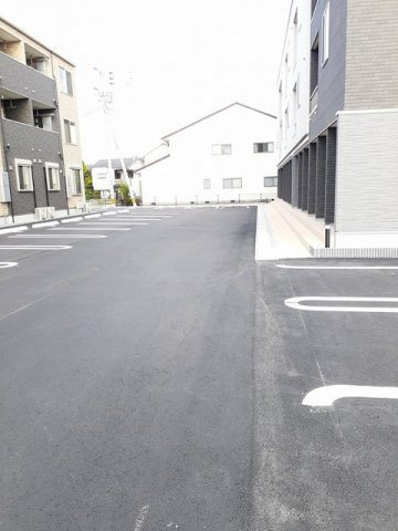 Ｉ・ＶＩＬＬＡＧＥ大手町　Ａの駐車場