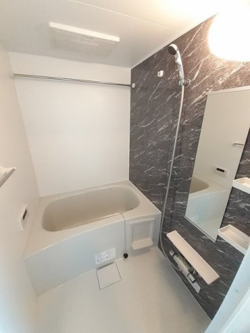 Ｉ・ＶＩＬＬＡＧＥ大手町　Ａの浴室