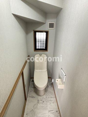 中宮東之町戸建のトイレ