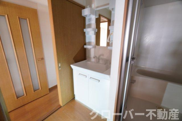 エスポワール辻Ⅲの独立洗面台
