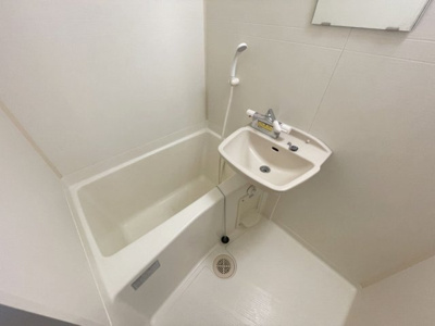 【浴室】 | レオパレスパインマノワール