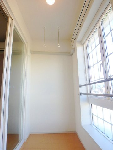 ベル　シェリルＡのバルコニー