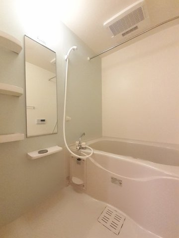 ベル　シェリルＡの浴室