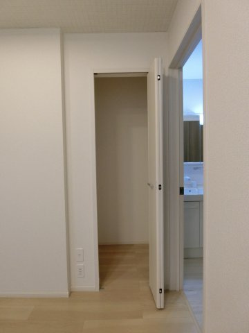 アーモンドアイの収納
