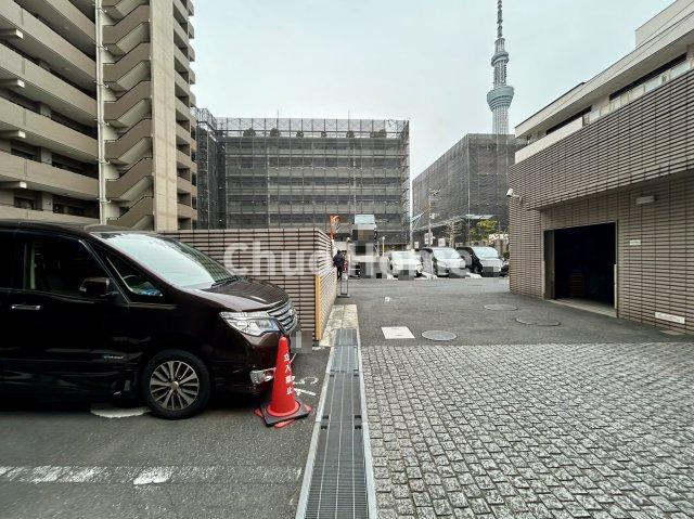 コスモ押上ガーデンシティの駐車場|敷地内駐車場