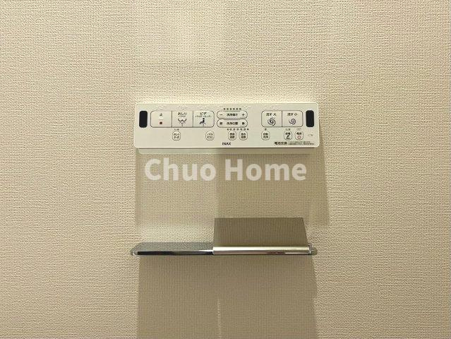 コスモ押上ガーデンシティの内装|【ウォシュレット】清潔に使いたいお手洗いには最適な設備です。もちろんウォームレットも標準装備です。
