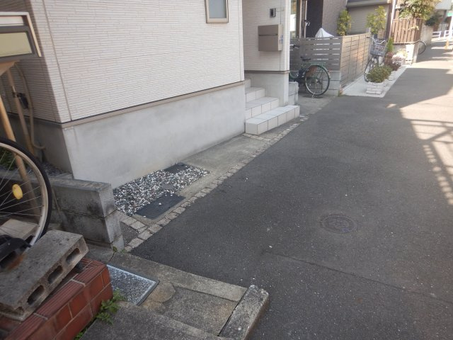 亀戸7丁目中古戸建の前面道路含む現地写真