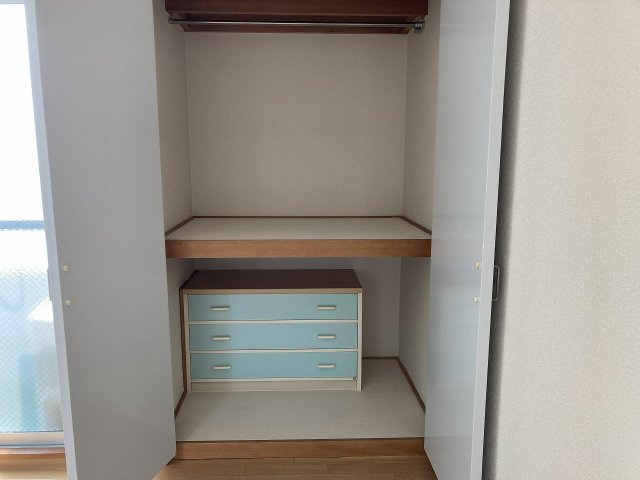 ロイヤルコーポ蜂屋の収納|別室写真