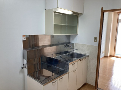 【キッチン】 | ロイヤルコーポ蜂屋 | 別室写真