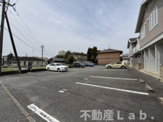 コーラルリーフの駐車場